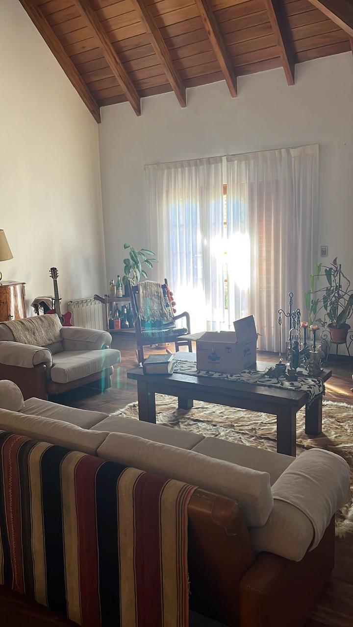 Alquiler Temporal Villa Allende Gof - 5 Dormitorios