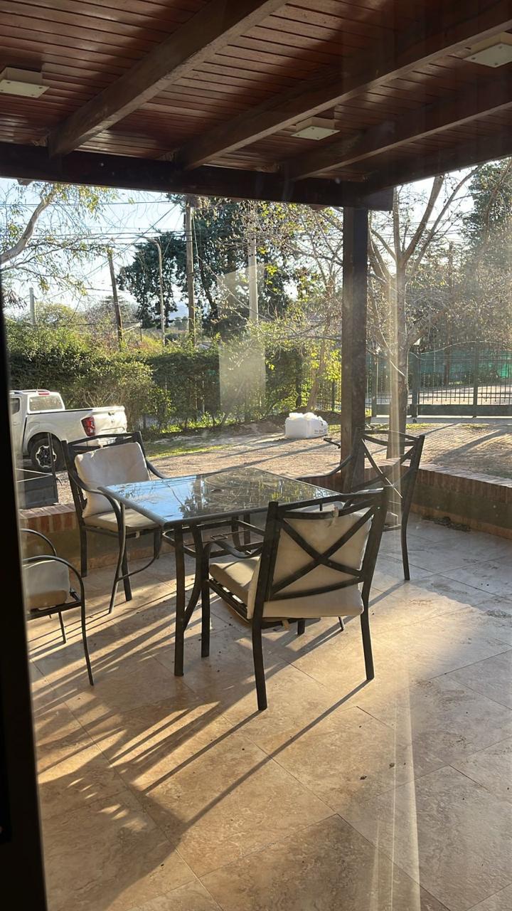 Alquiler Temporal Villa Allende Gof - 5 Dormitorios