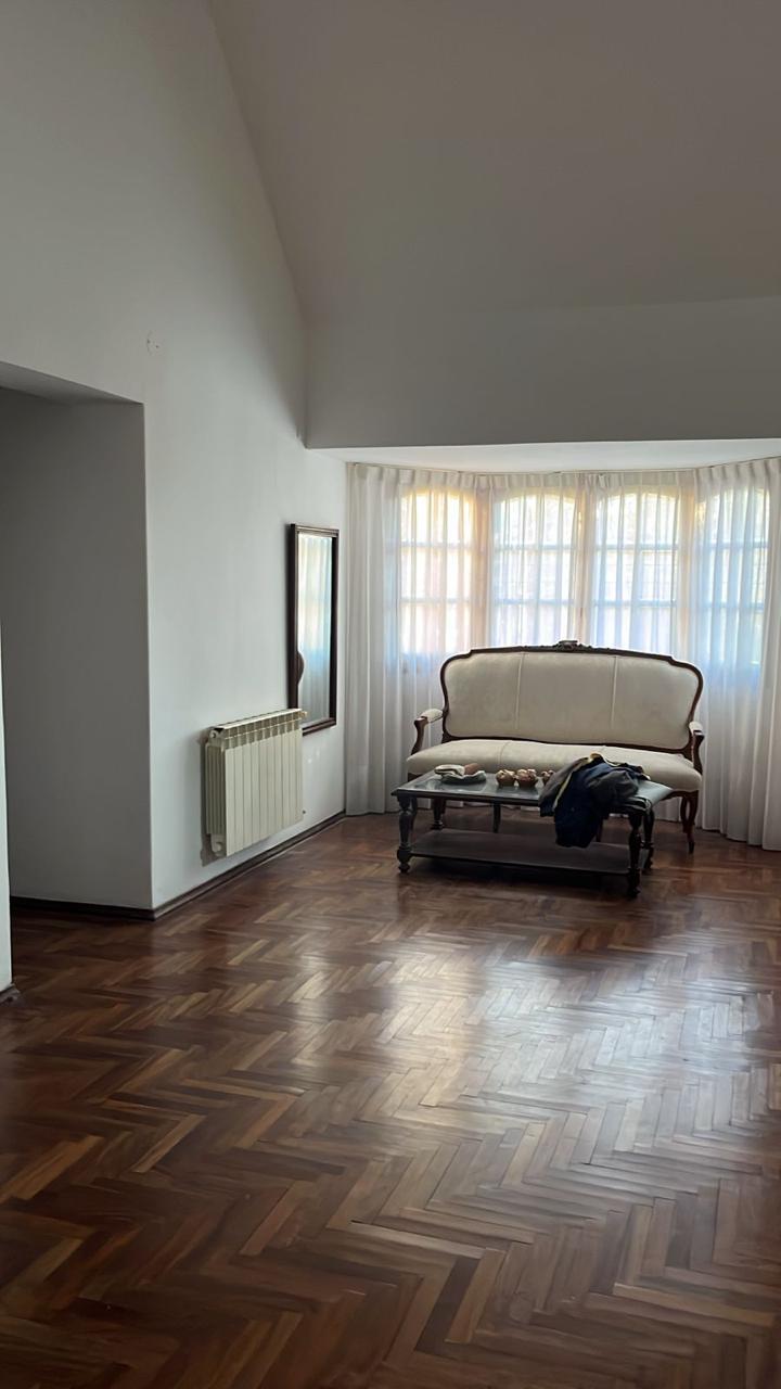 Alquiler Temporal Villa Allende Gof - 5 Dormitorios