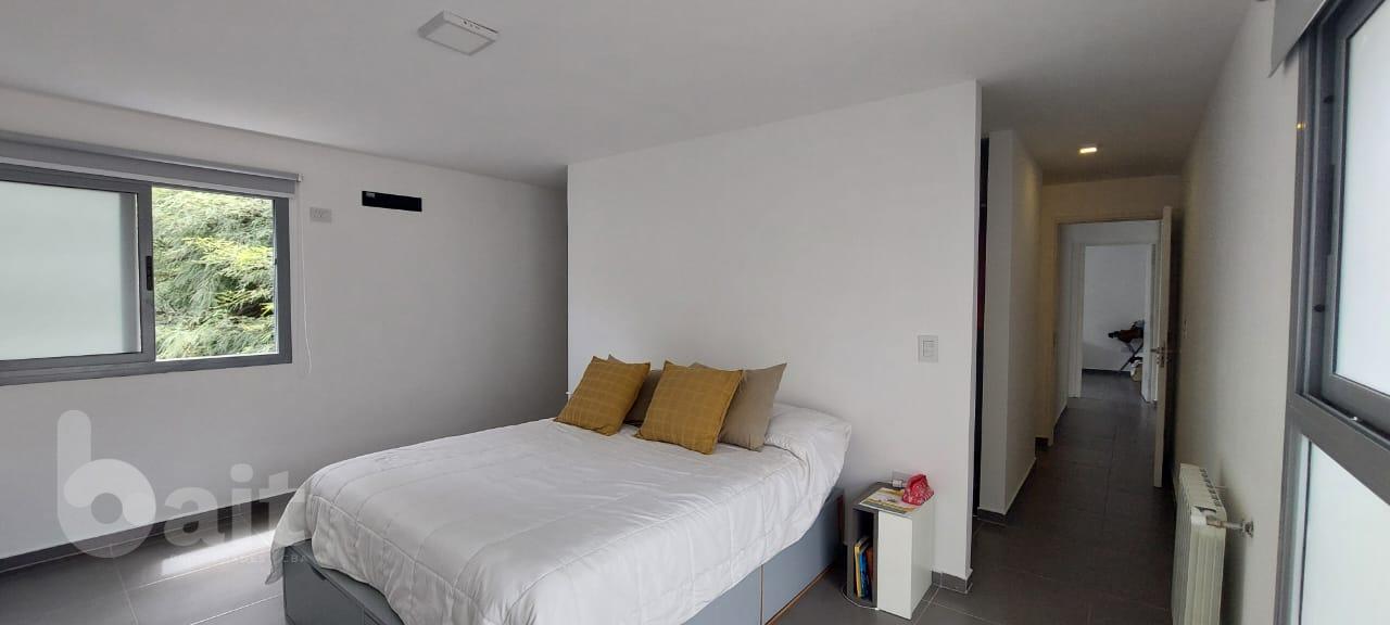 Venta duplex 3 dormitorios, con amenities en Cuesta Colorada