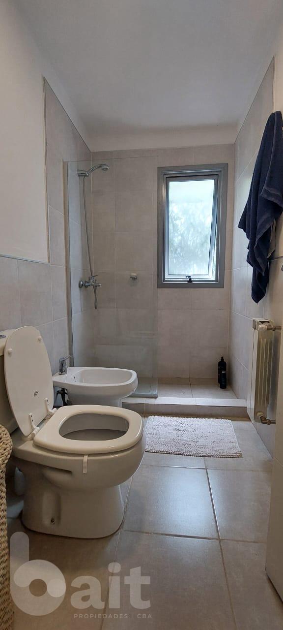 Venta duplex 3 dormitorios, con amenities en Cuesta Colorada
