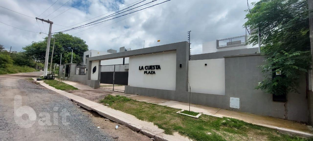 Venta duplex 3 dormitorios, con amenities en Cuesta Colorada