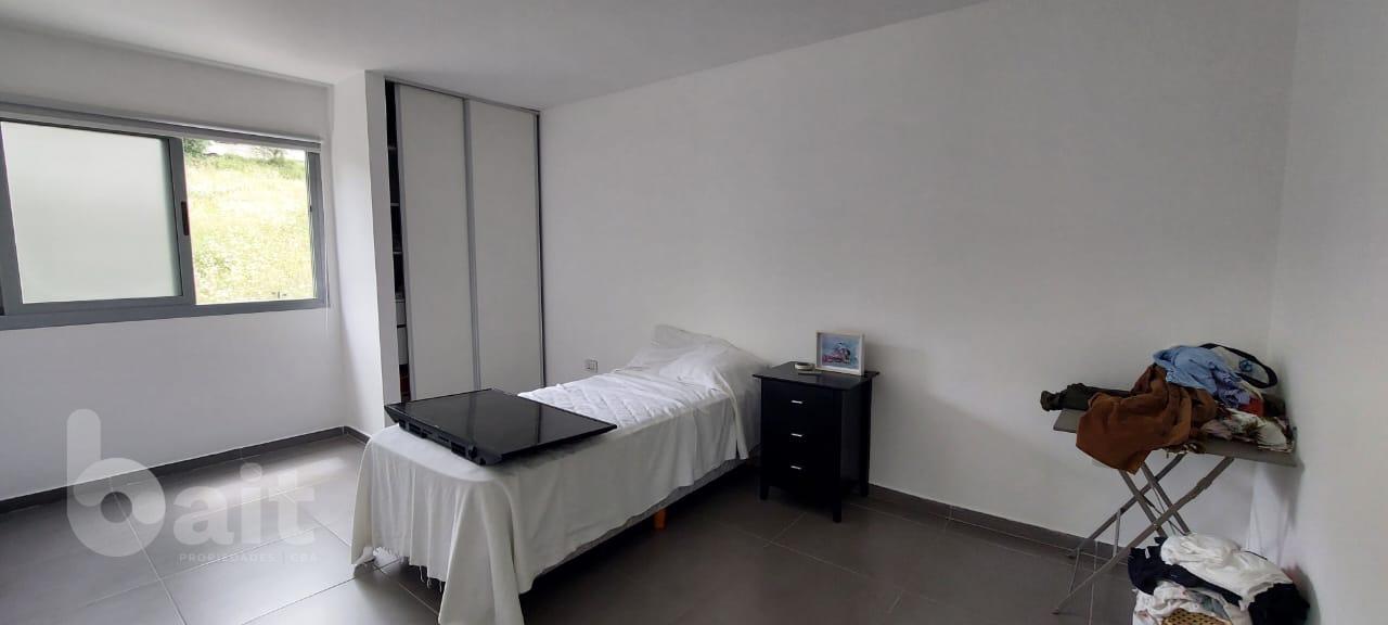 Venta duplex 3 dormitorios, con amenities en Cuesta Colorada
