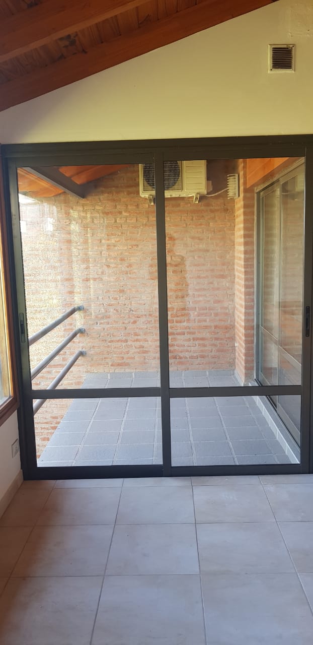 Vendo departamento 2 dormitorios  Housing Cerro de las Rosas