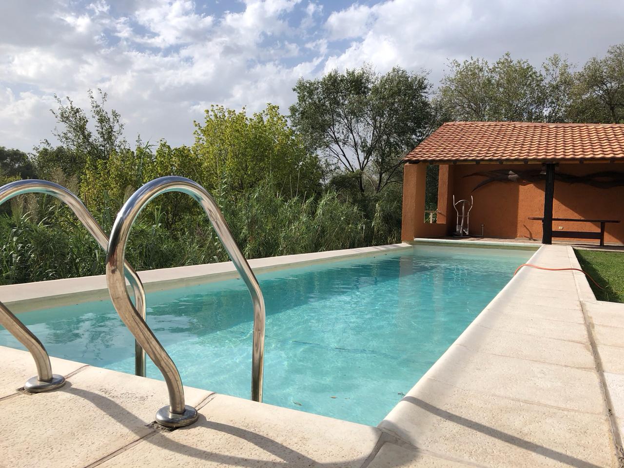 Vendo departamento 2 dormitorios  Housing Cerro de las Rosas