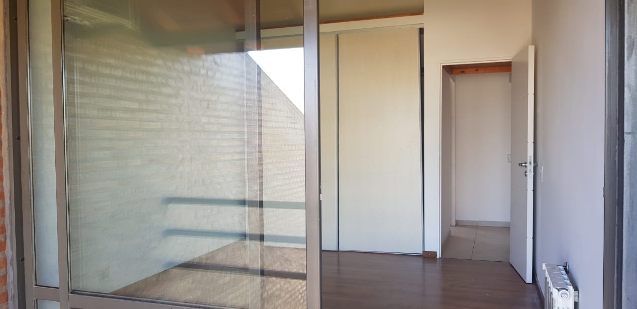 Vendo departamento 2 dormitorios  Housing Cerro de las Rosas