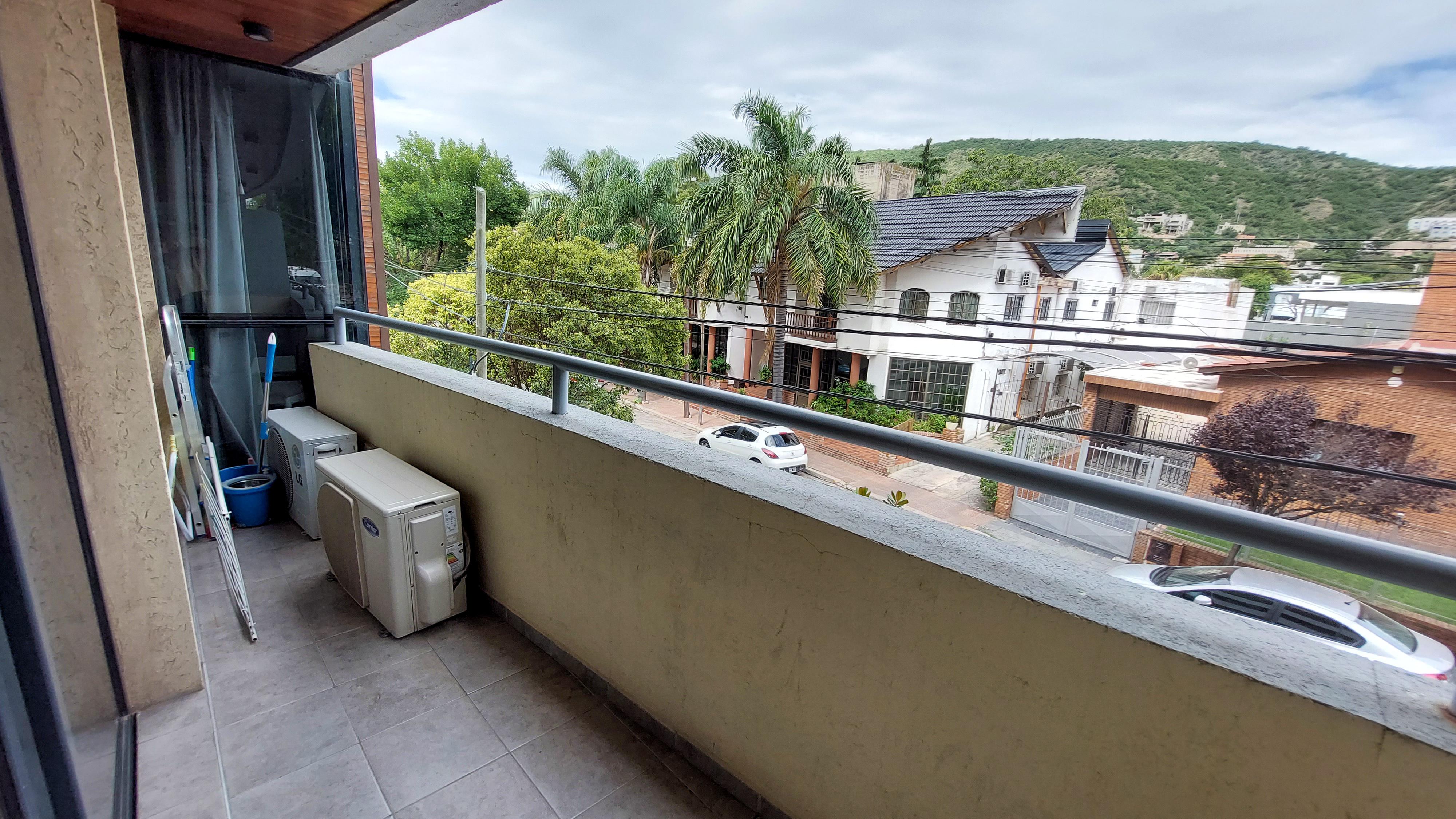 ¡VACACIONES SOÑADAS EN VILLA CARLOS PAZ!  DEPTO CON PILETA Y VISTA A LAS MONTAÑAS