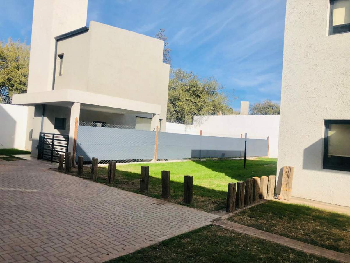 No disponible DUPLEX EN ALQUILER VILLA ALLENDE COMPLEJO MENDOZA GREEN TOWN- PH3