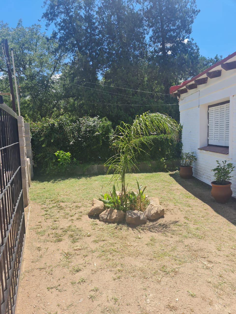 Casa En Alquiler 3 dormitorios Tanti