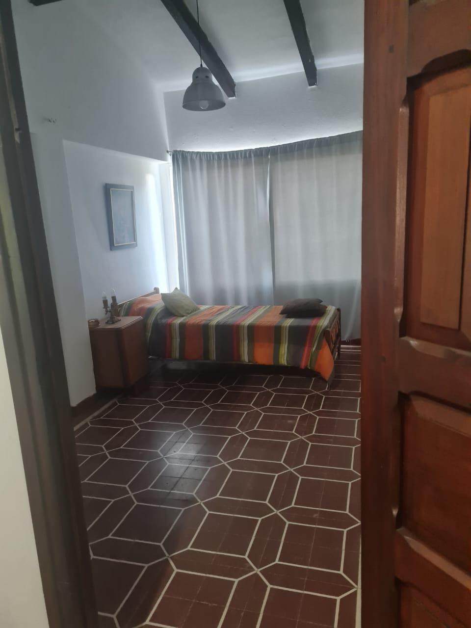 Casa En Alquiler 3 dormitorios Tanti