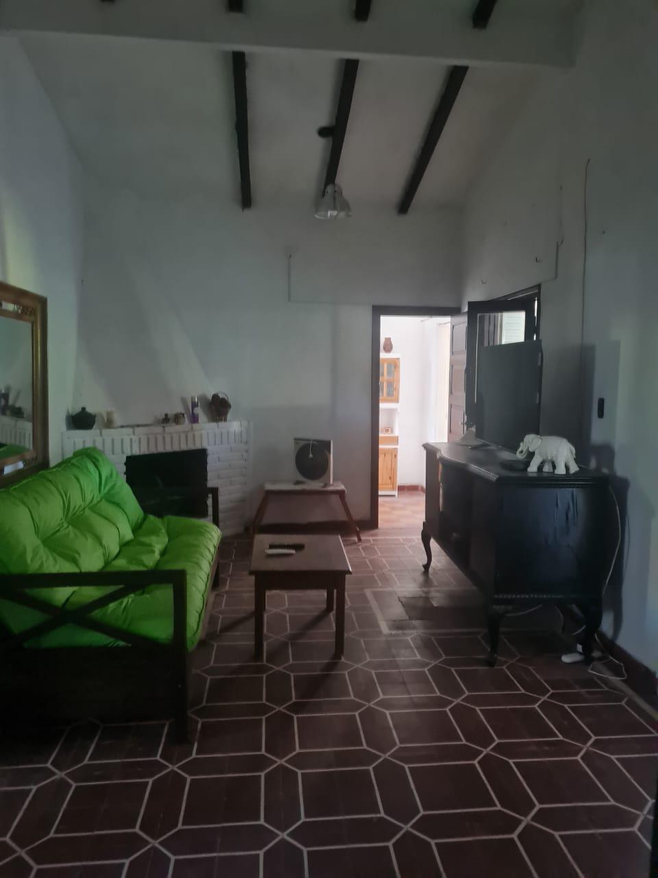 Casa En Alquiler 3 dormitorios Tanti