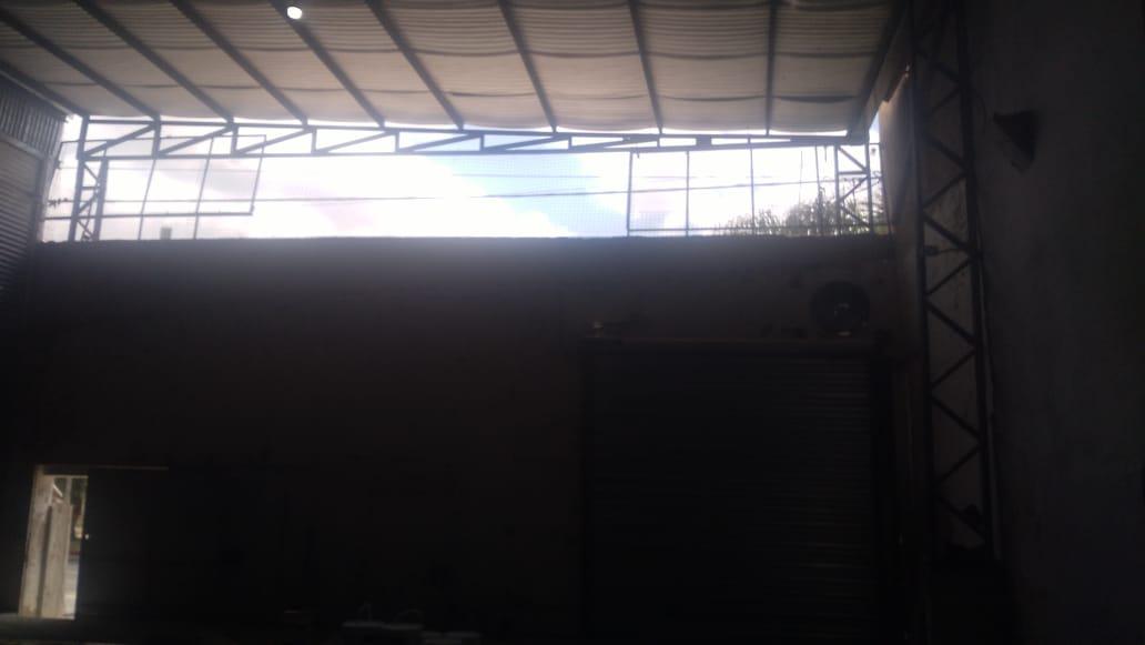 Galpon En Alquiler a Estrenar Centro. Bv Los Andes