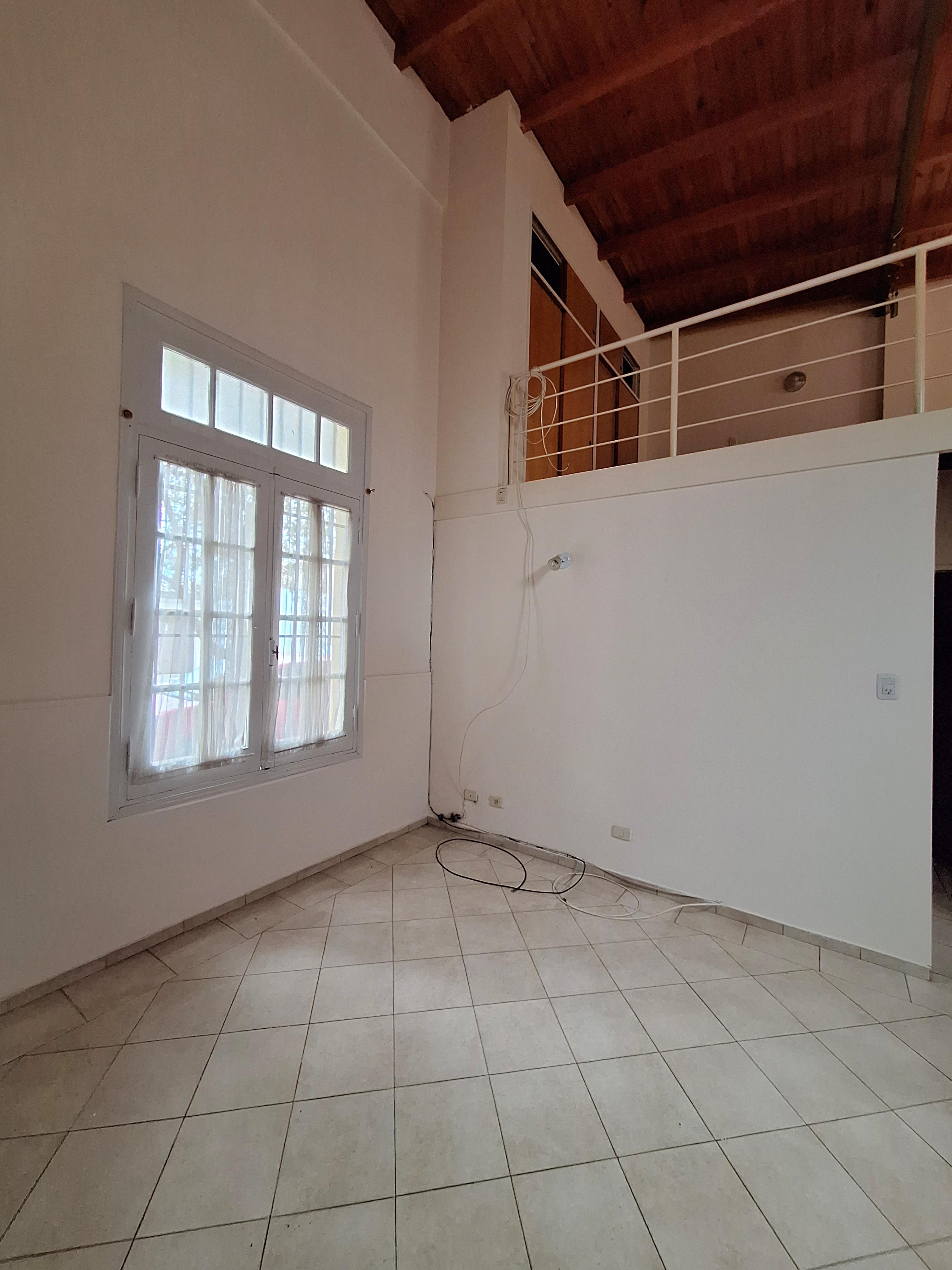 Alquiler -Alto Alberdi -27 de abril 2801-Dúplex- 2 dormitorios