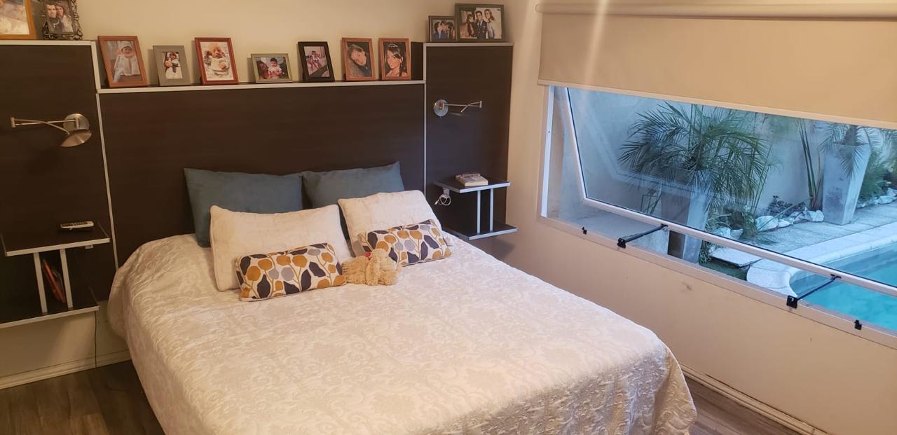 Excelente precio para una Amplia y cómoda casa en B Alta Córdoba de 4 Dormitorios!!!!