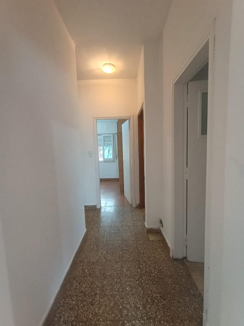 ALQUILER  PHDEPTO de  3 DORMITORIOS  TERRAZA CON ASADOR- A METROS AV.SABATTINI