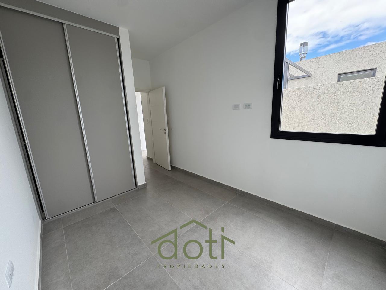 Dúplex en Alquiler  2 Dormitorios  A Estrenar  Rincones de Manantiales