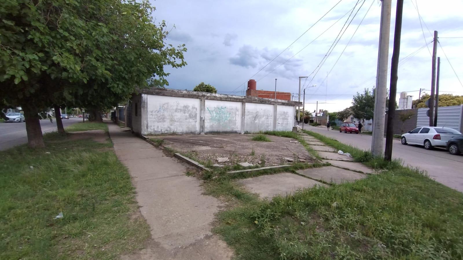 SE VENDE CONSTRUCCIÓN EN TERRENO ESQUINA BARRIO SANTA ISABEL 1 SECC