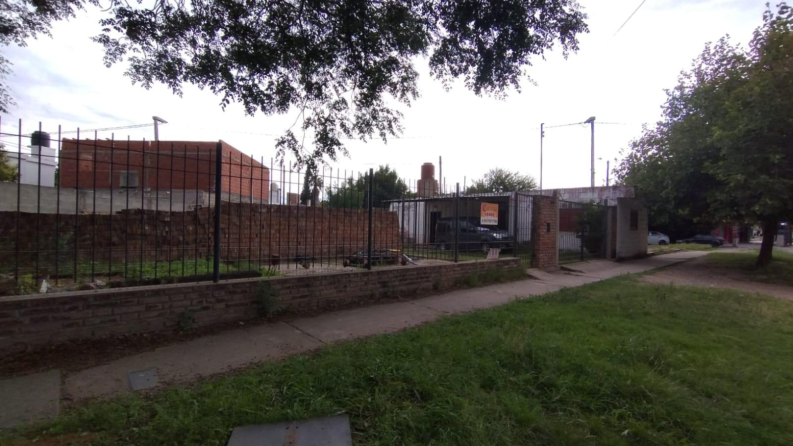 SE VENDE CONSTRUCCIÓN EN TERRENO ESQUINA BARRIO SANTA ISABEL 1 SECC