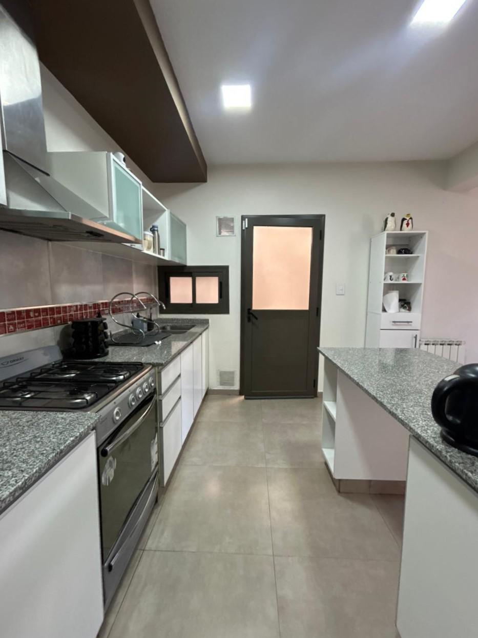 VENDO DUPLEX MIRADORES DE MANANTIALES I EXCELENTE UBICACIÓN