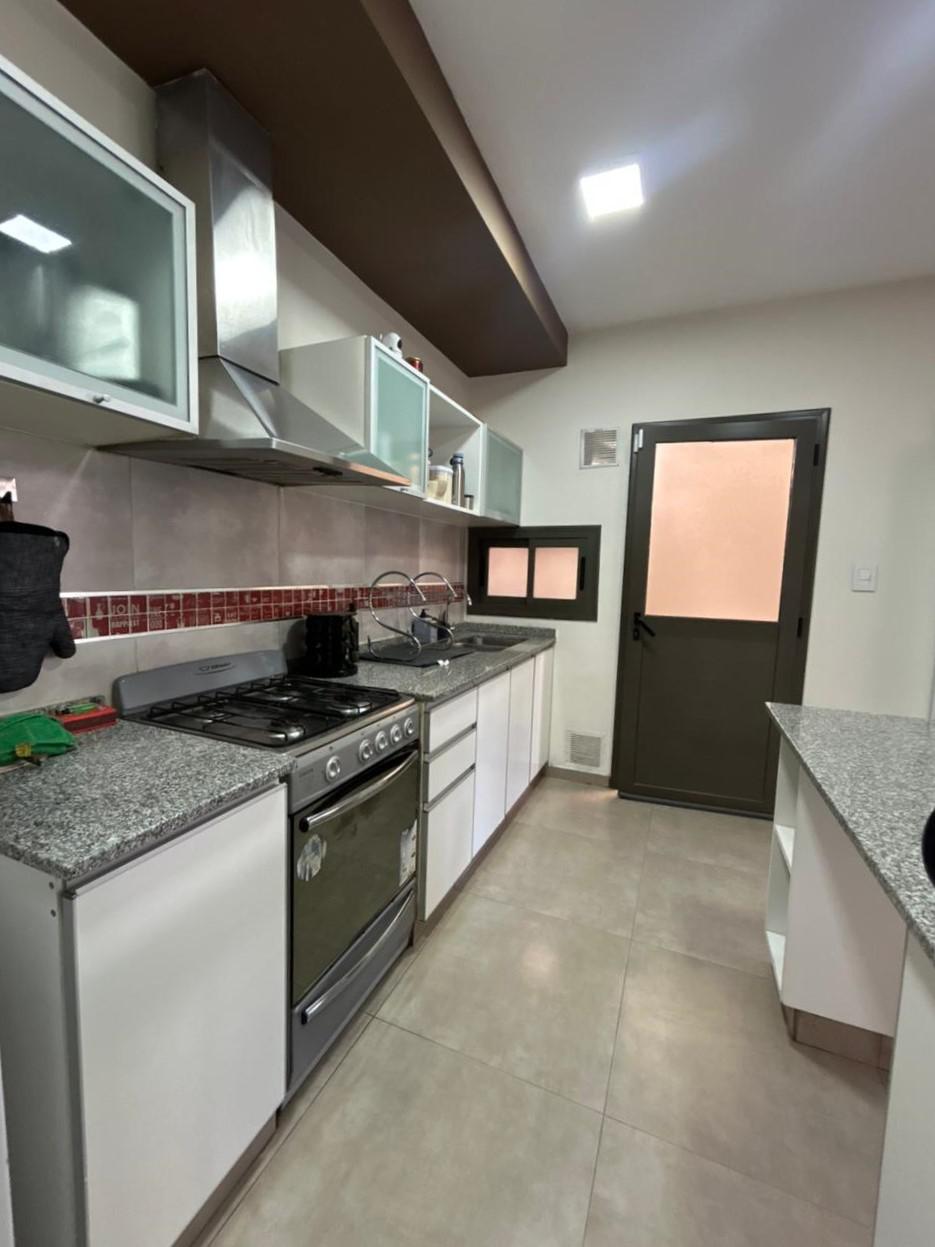 VENDO DUPLEX MIRADORES DE MANANTIALES I EXCELENTE UBICACIÓN