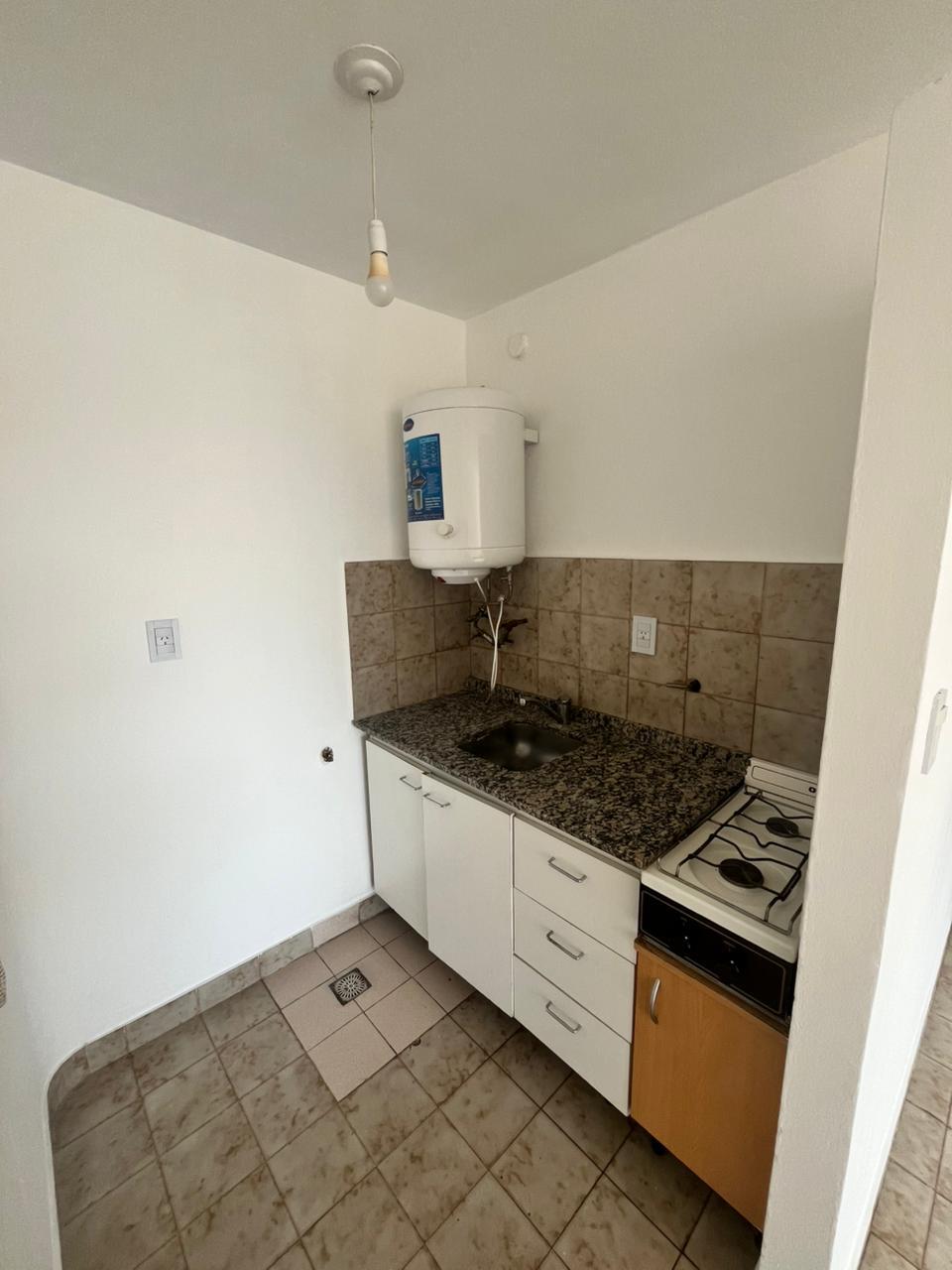 ALQUILER MONOAMBIENTE en barrio Centro