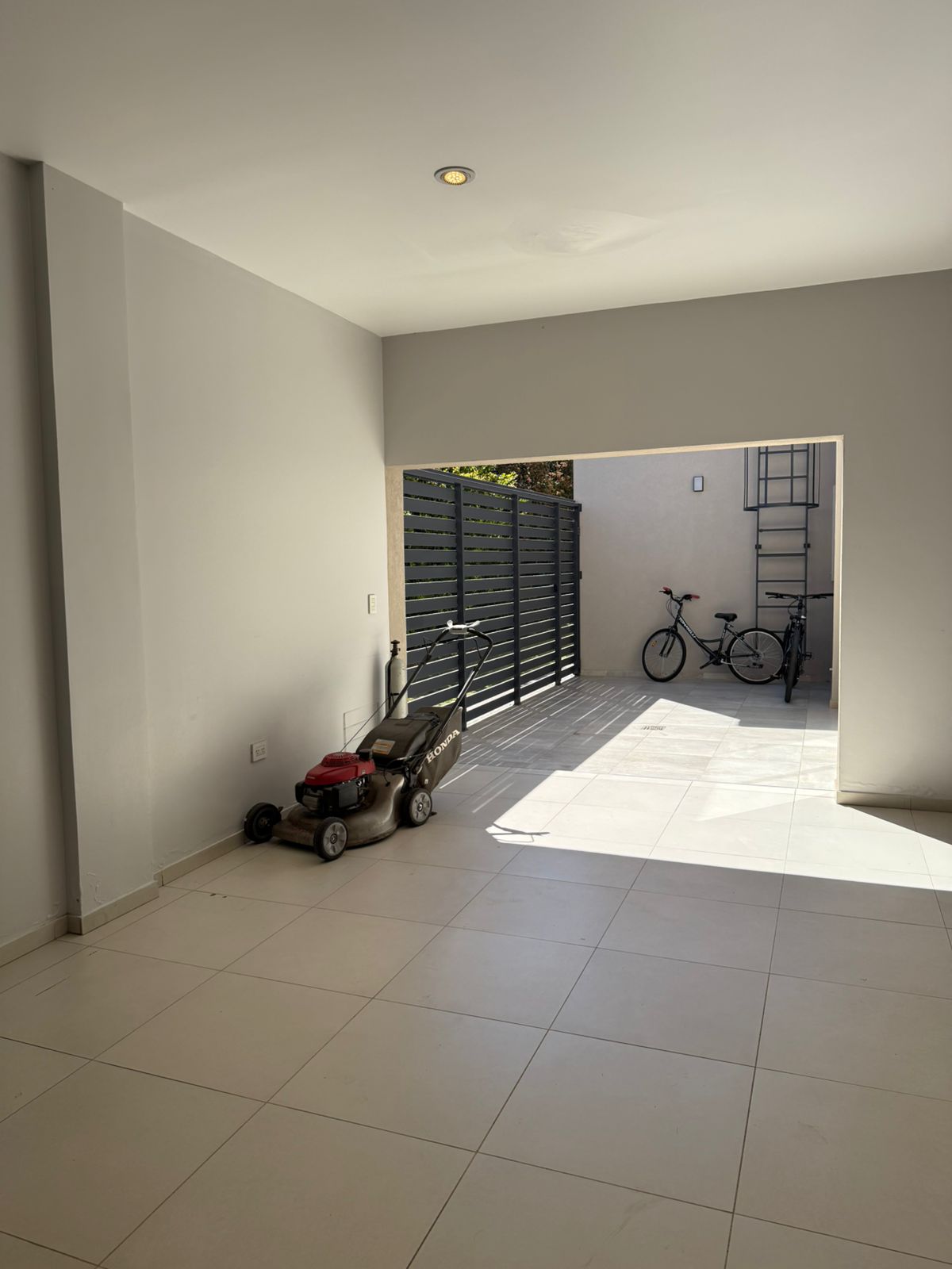 CASA 4 DORMITORIOS CAÑUELAS COUNTRY GOLF