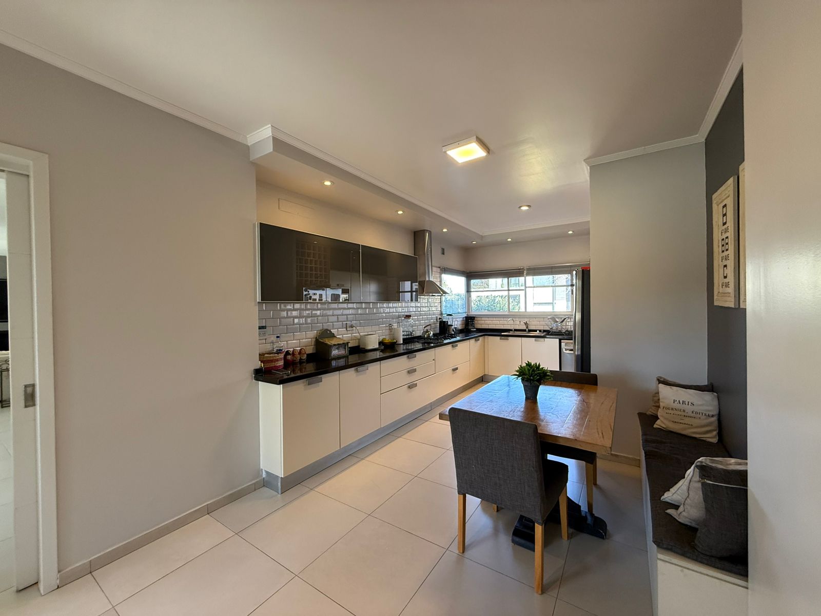 CASA 4 DORMITORIOS CAÑUELAS COUNTRY GOLF