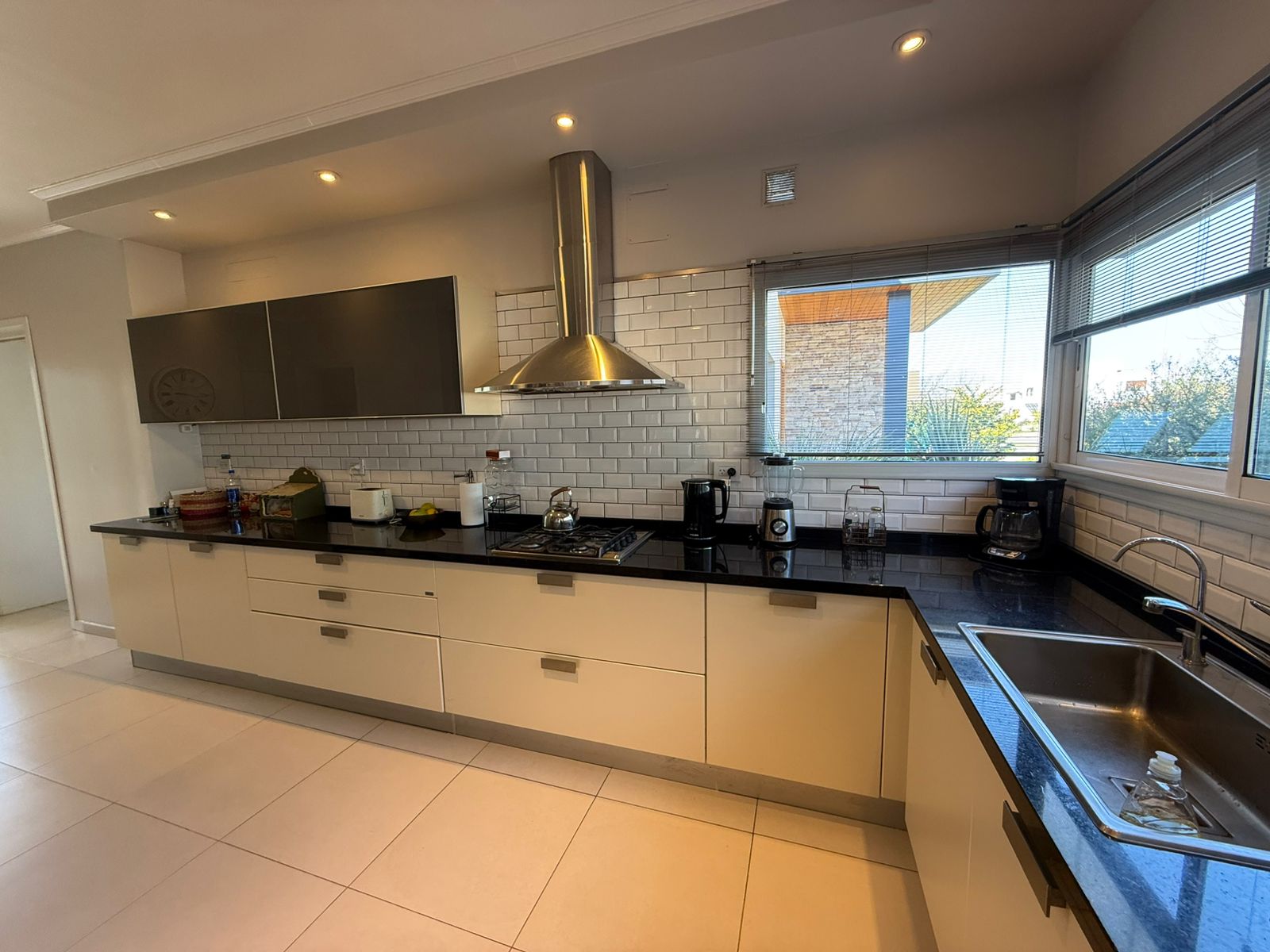 CASA 4 DORMITORIOS CAÑUELAS COUNTRY GOLF