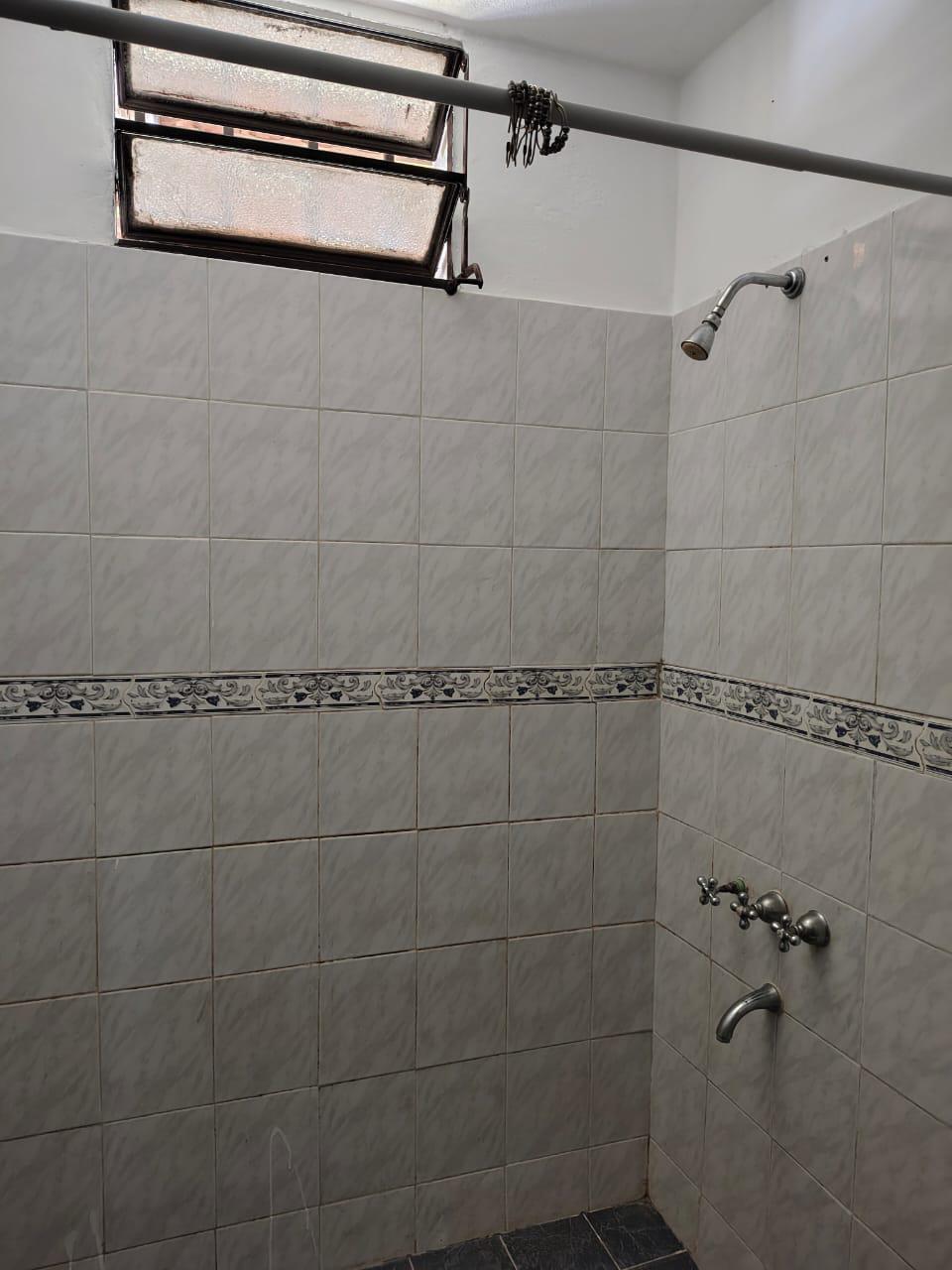 GMLPROPIEDADES VENDE HERMOSA PROPIEDAD EN B ITUZAINGO CALLE FULTON 7027.