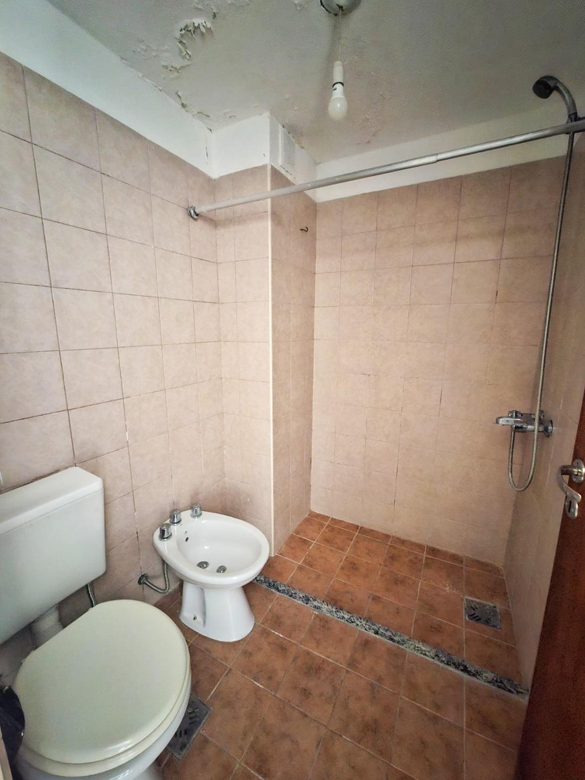 VTA DEPTO 1 DORM C PATIO - ALTO ALBERDI - MTS AV COLON