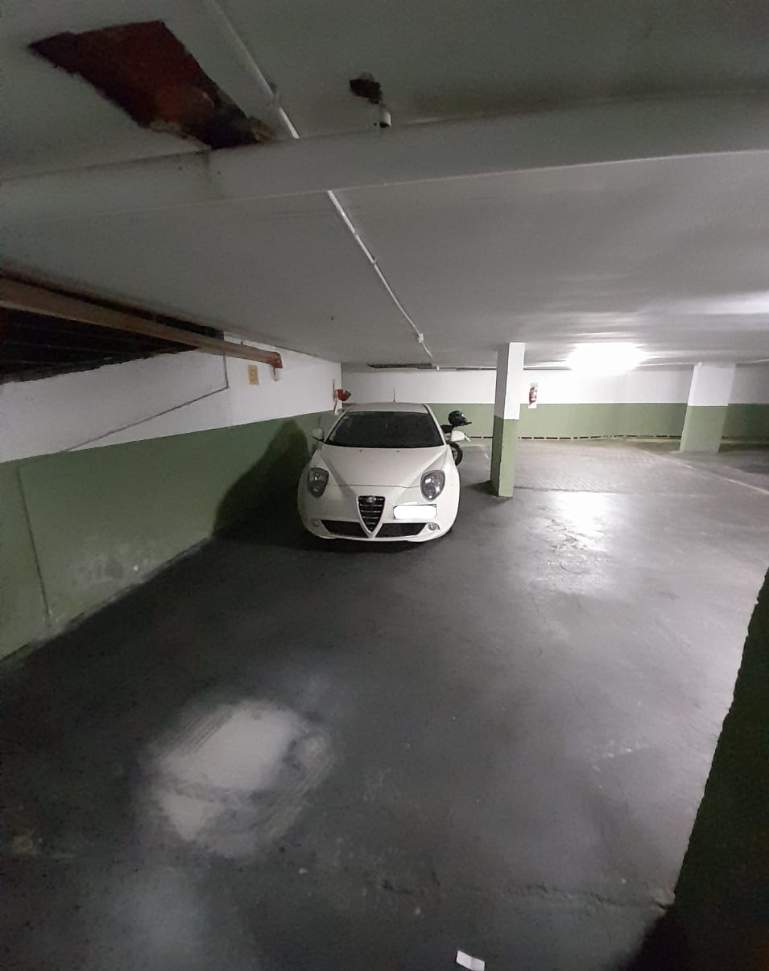 ALQUILER COCHERA PARA AUTO MEDIANO EN NUEVO CORDOBA