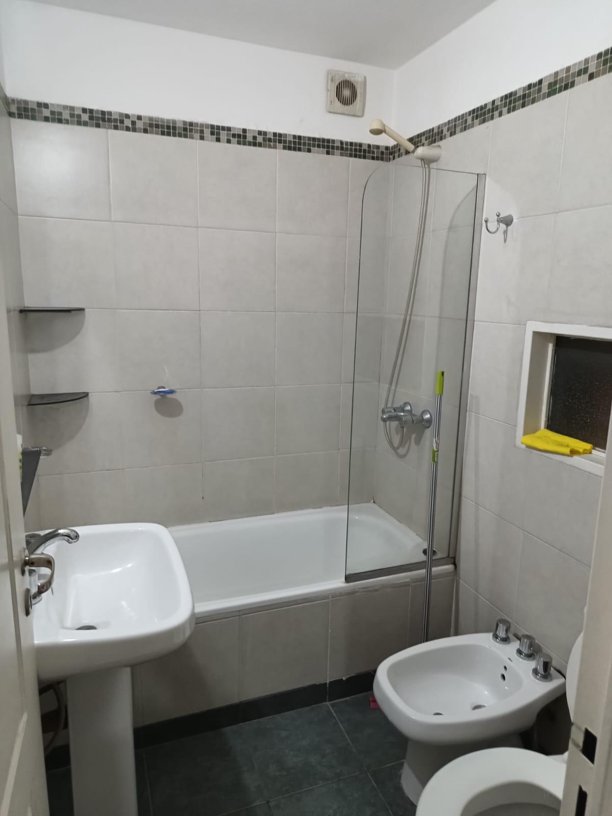 Alquiler Amoblado -  B Nueva Córdoba - Edificio SOLEADO Obispo Trejo 1134 -  6 piso B