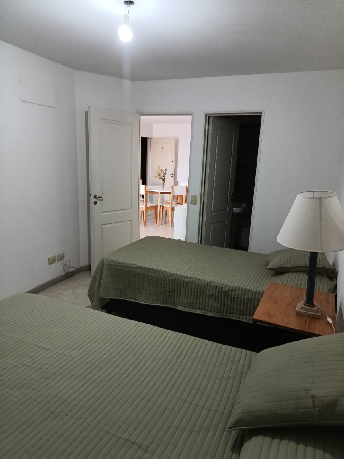 Alquiler Amoblado -  B Nueva Córdoba - Edificio SOLEADO Obispo Trejo 1134 -  6 piso B