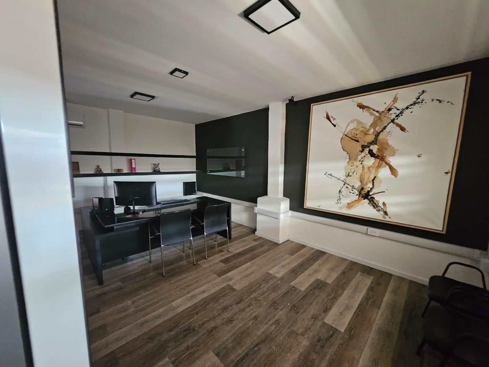 Alquiler Galpón B Crisol- a 200 mts de Av. Revolución de Mayo.