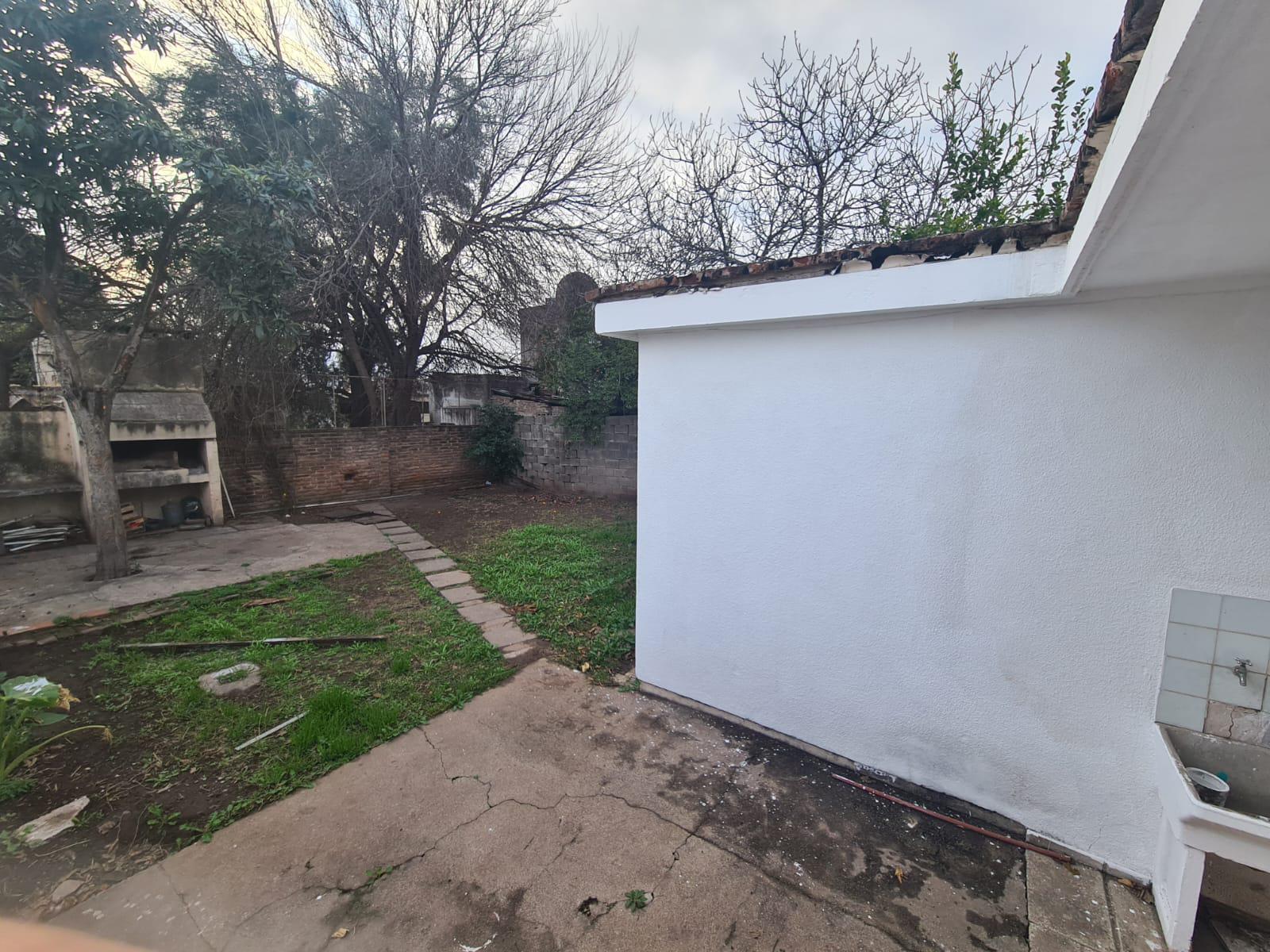 VENTA CASA 3 DORMITORIOS B LOS GIGANTES