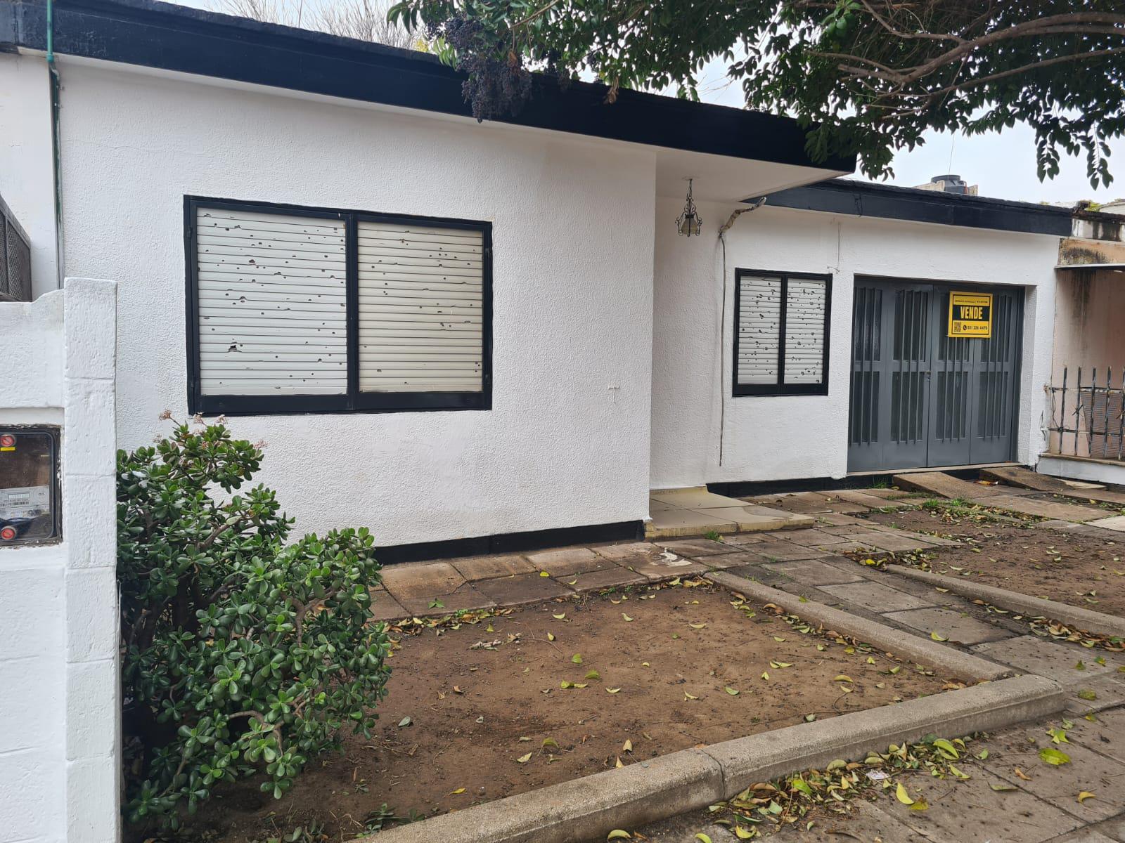 VENTA CASA 3 DORMITORIOS B LOS GIGANTES