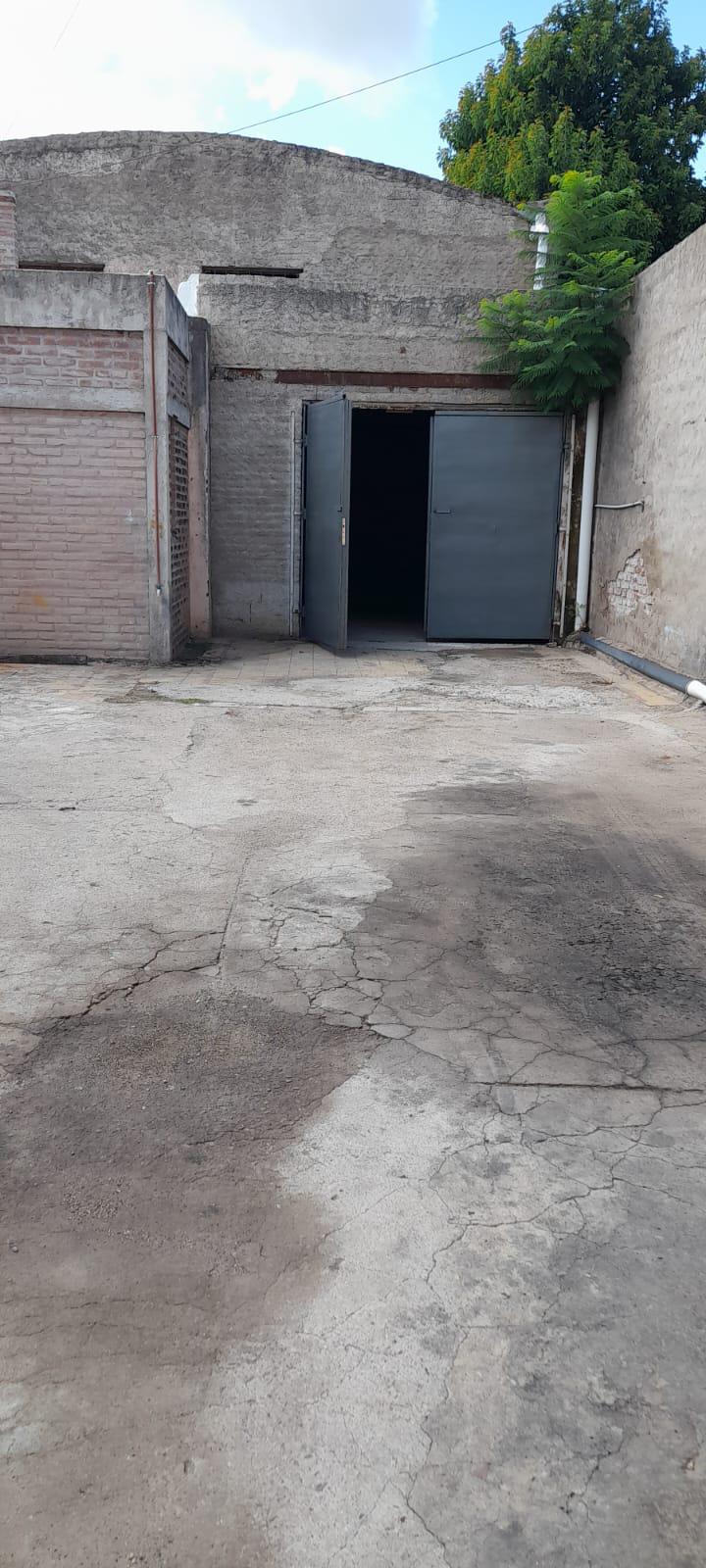 ALQUILER GALPÓN- B Talleres Este (a mtrs. de Av. Rancagua y Diagonal ICA)
