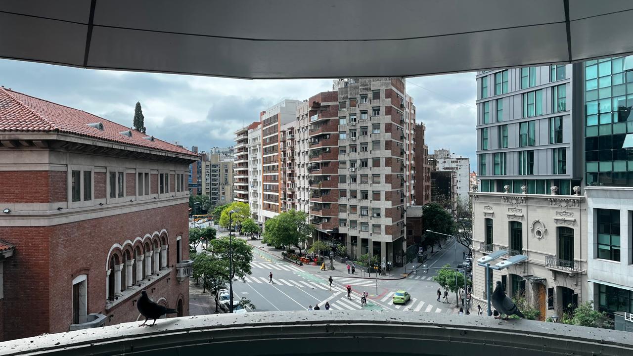 Alquiler OFICINA Categoría  250 m2 Ecipsa Tower Vistas a Yrigoyen