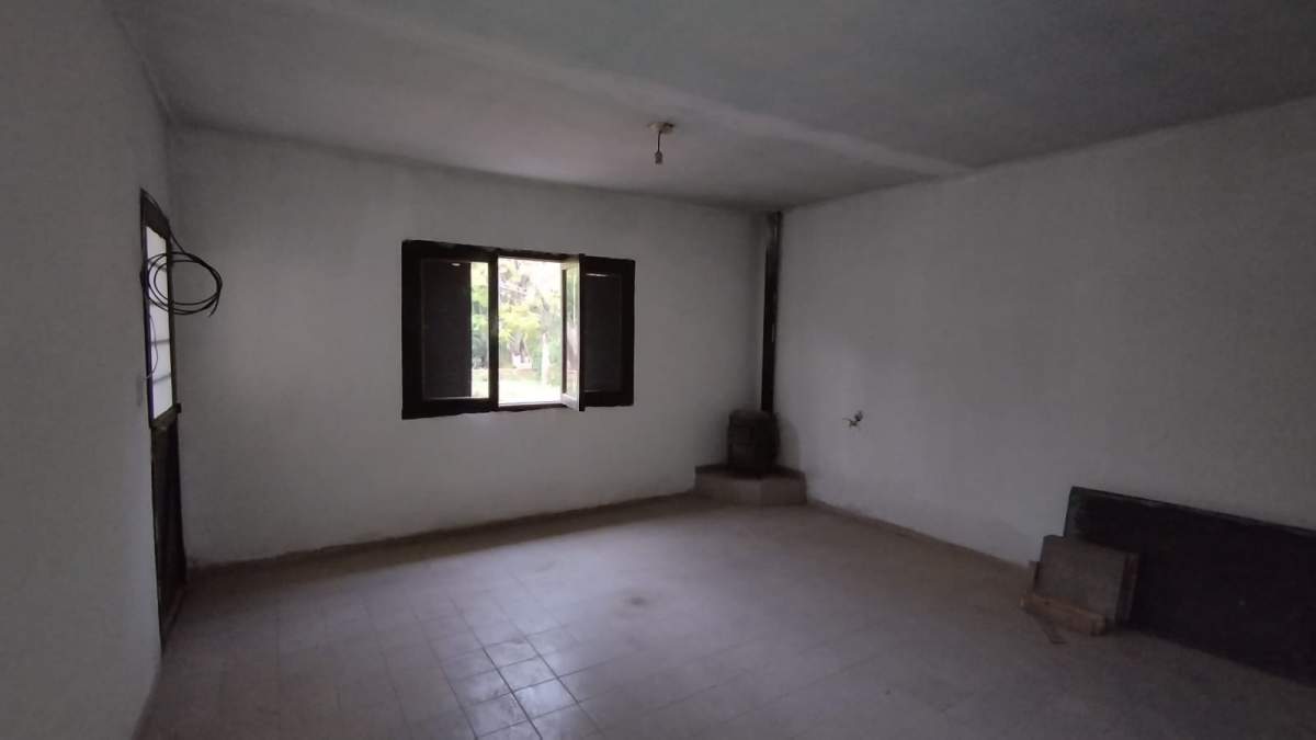 Casa de 3 Dor. con amplio terreno  en Venta- Villa de Soto- Córdoba