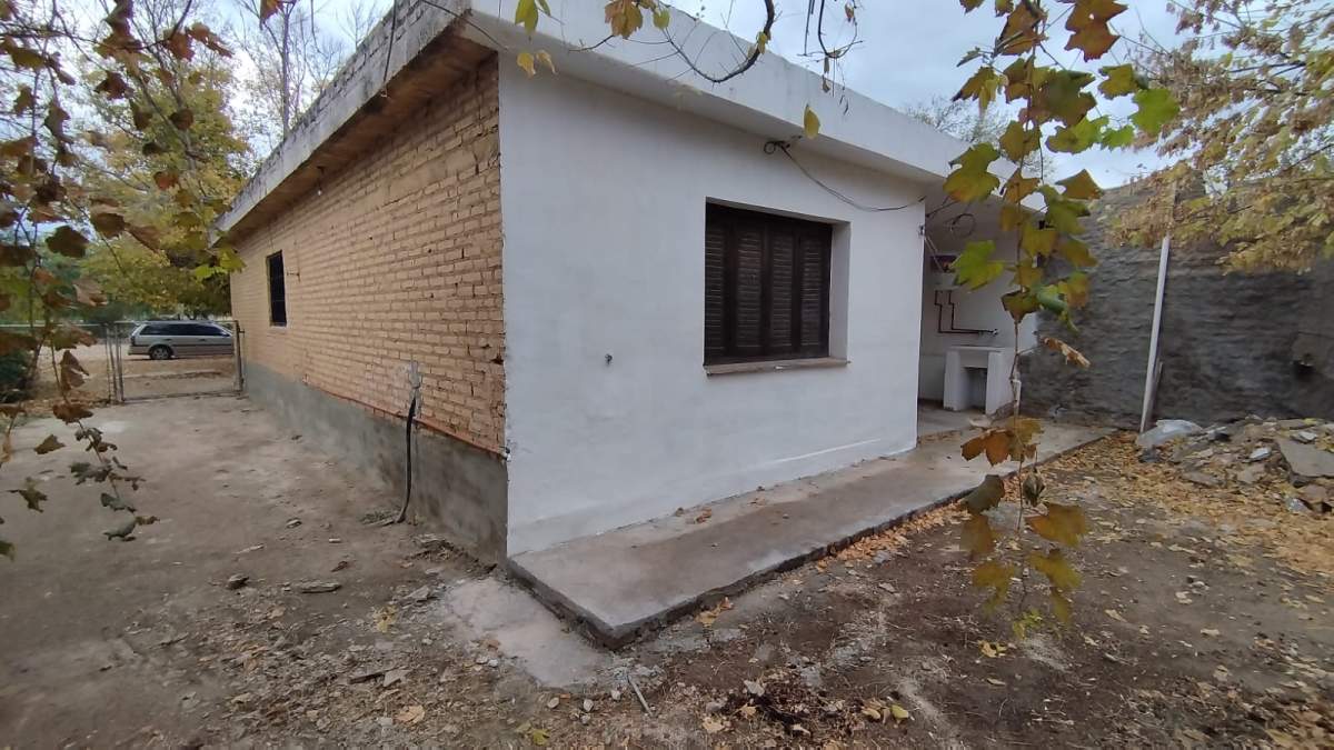 Casa de 3 Dor. con amplio terreno  en Venta- Villa de Soto- Córdoba