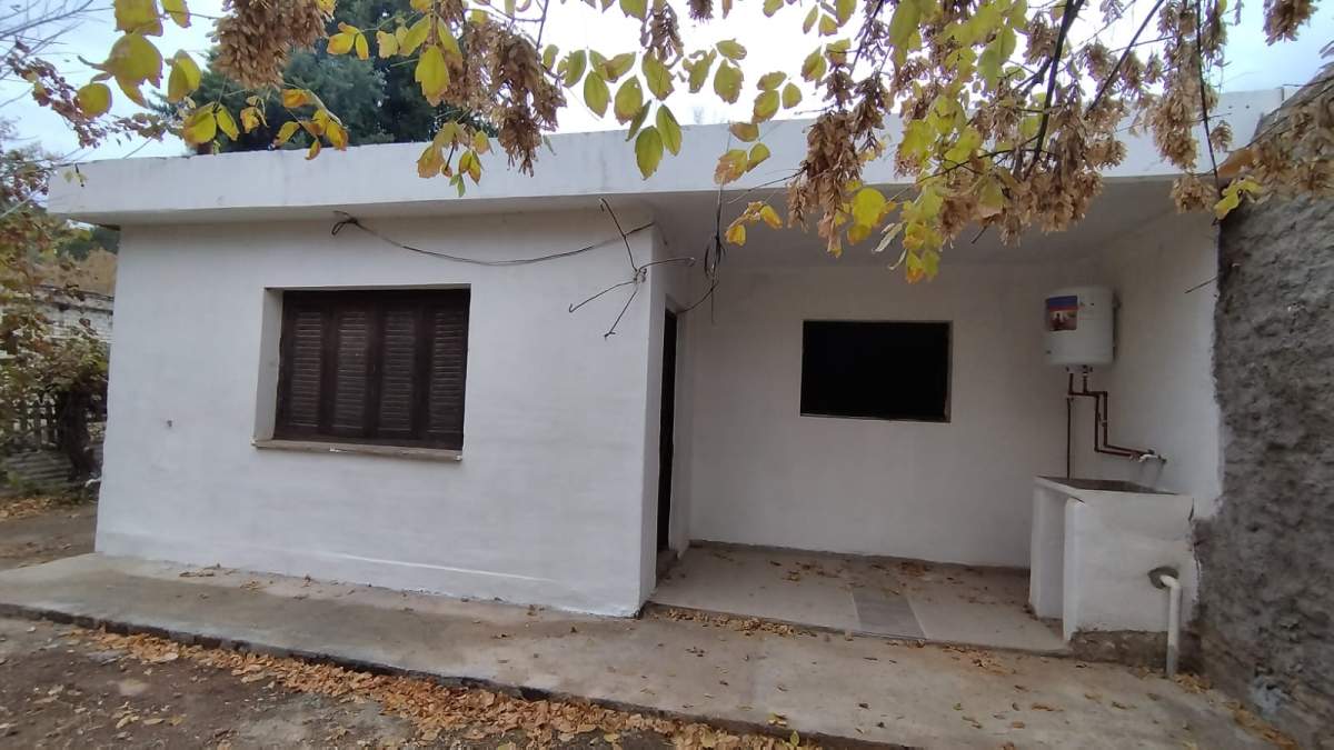 Casa de 3 Dor. con amplio terreno  en Venta- Villa de Soto- Córdoba