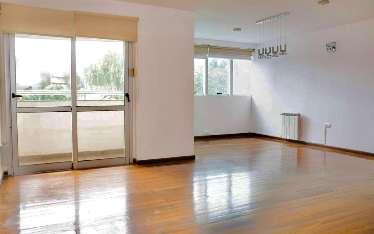 NVA CORDOBA: OBISPO SALGUERO 826 FRENTE AL PARQUE SARMIENTO SEMIPISO DE 3 DOR CCOCHERA  Y AMENITIES