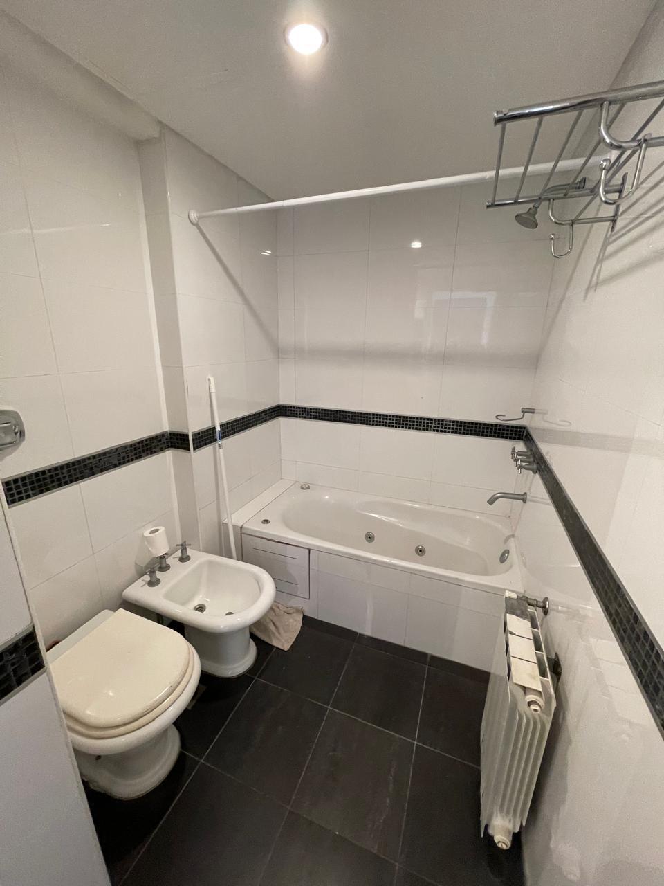 NVA CORDOBA: OBISPO SALGUERO 826 FRENTE AL PARQUE SARMIENTO SEMIPISO DE 3 DOR CCOCHERA  Y AMENITIES