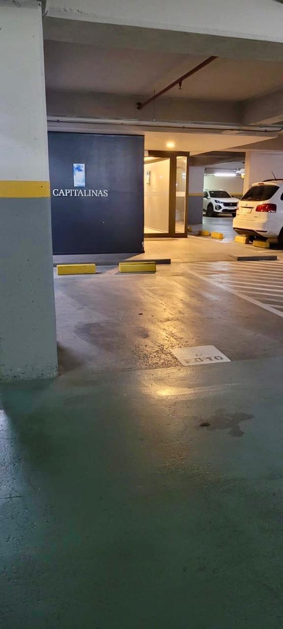 Venta Cochera amplia en Capitalinas  Centro Córdoba