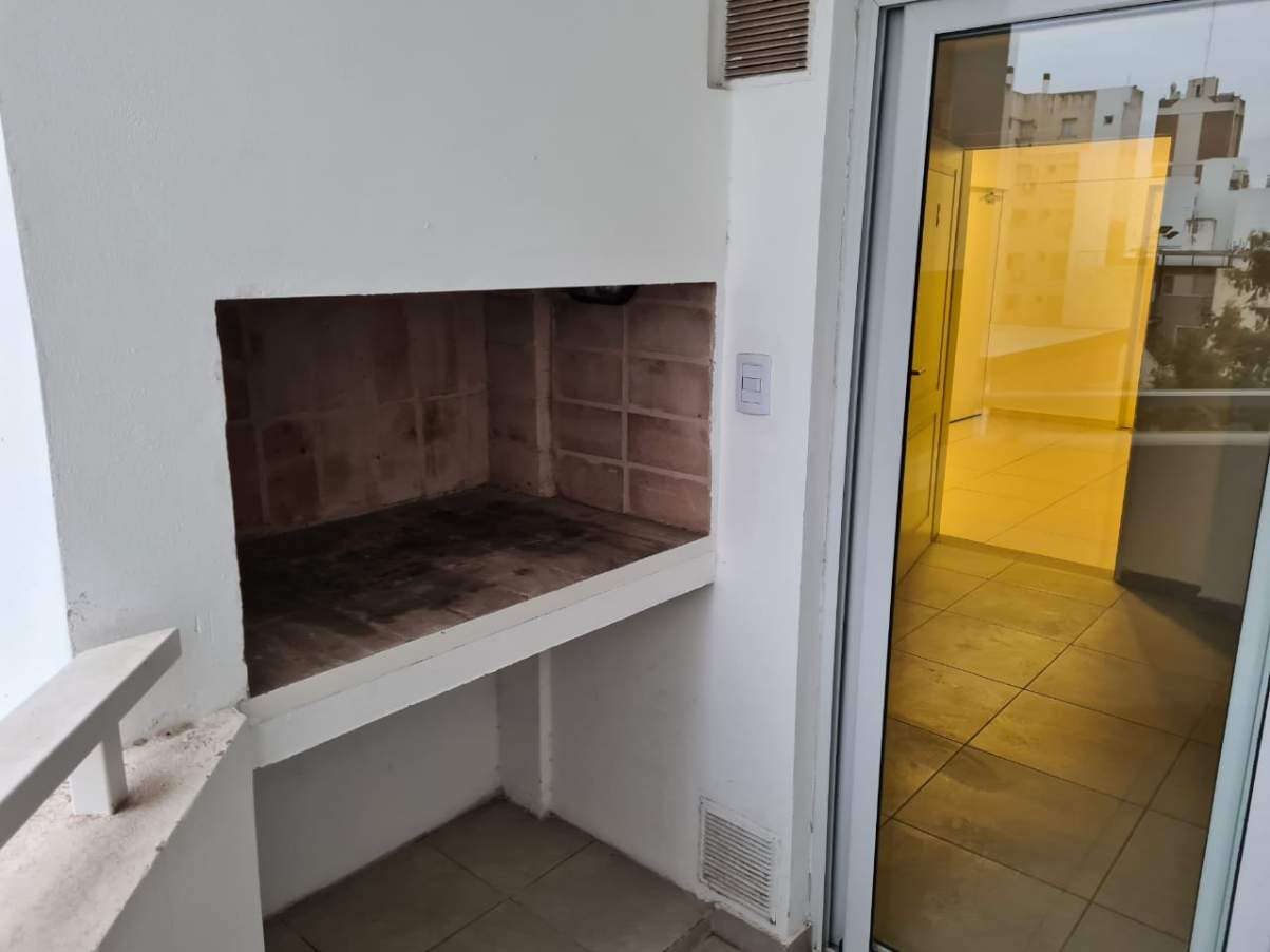 1  Dor. Mas Escritorio- Balcón con asador . Terraza c Pileta - B Cofico