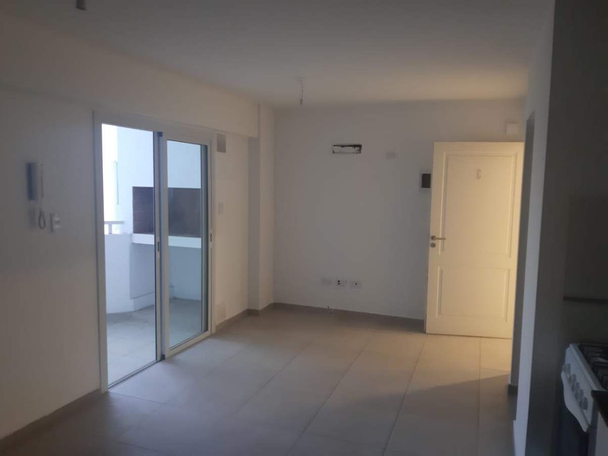 1  Dor. Mas Escritorio- Balcón con asador . Terraza c Pileta - B Cofico