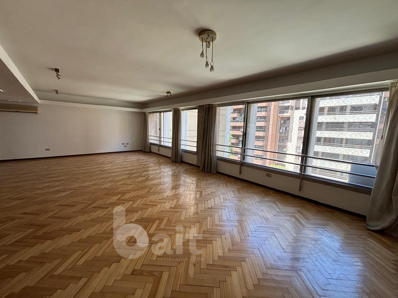 VENDO PISO DE CATEGORIA NUEVA CORDOBA 3 DORMITORIOS CON COCHERA Y BAULERA
