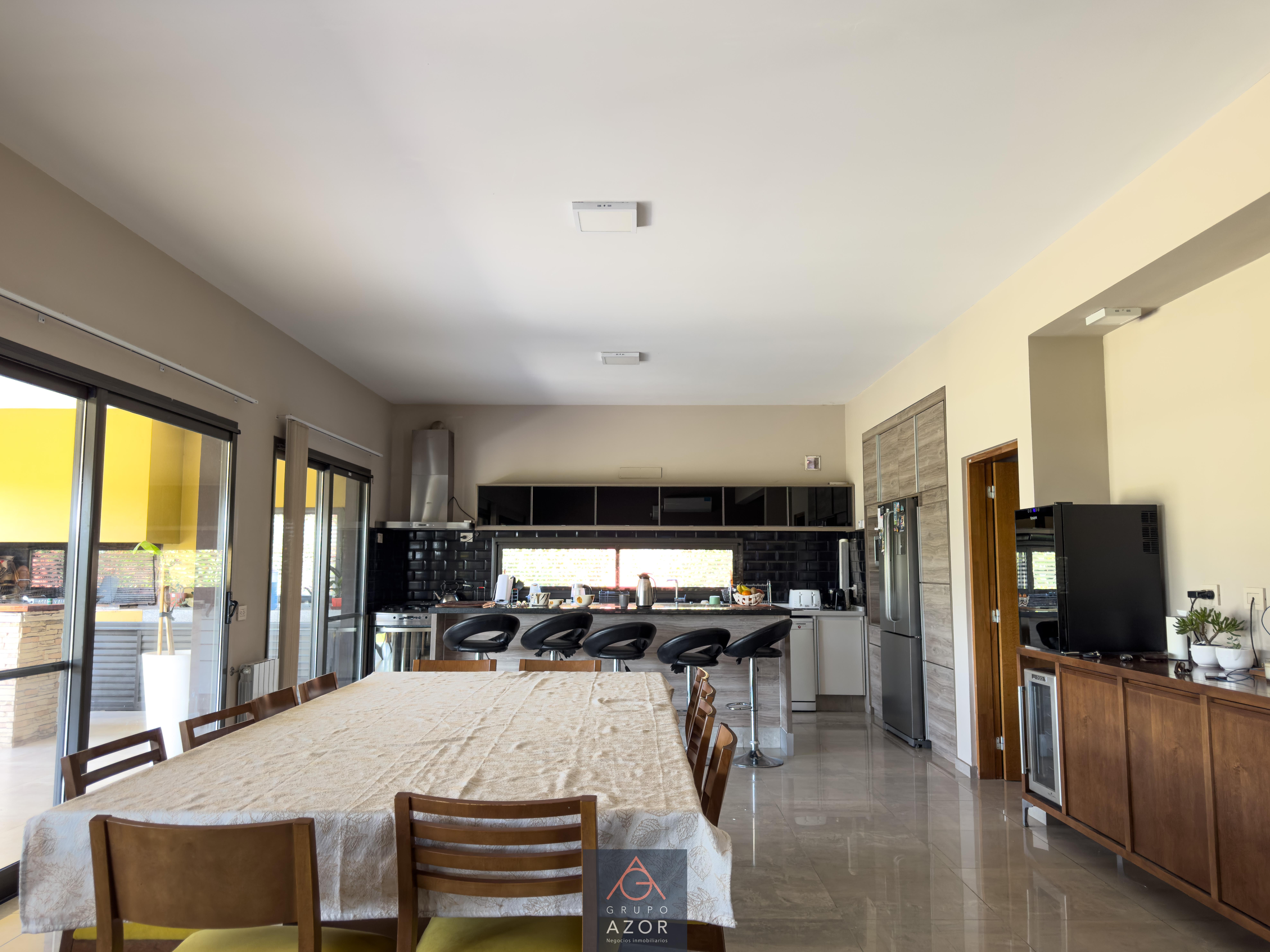 Siete Soles HEREDADES Casa CATEGORIA de 5 Dorm 2 Suites PB y PA- Piscina 425 mts2 Cub 1500 mts2 Terreno