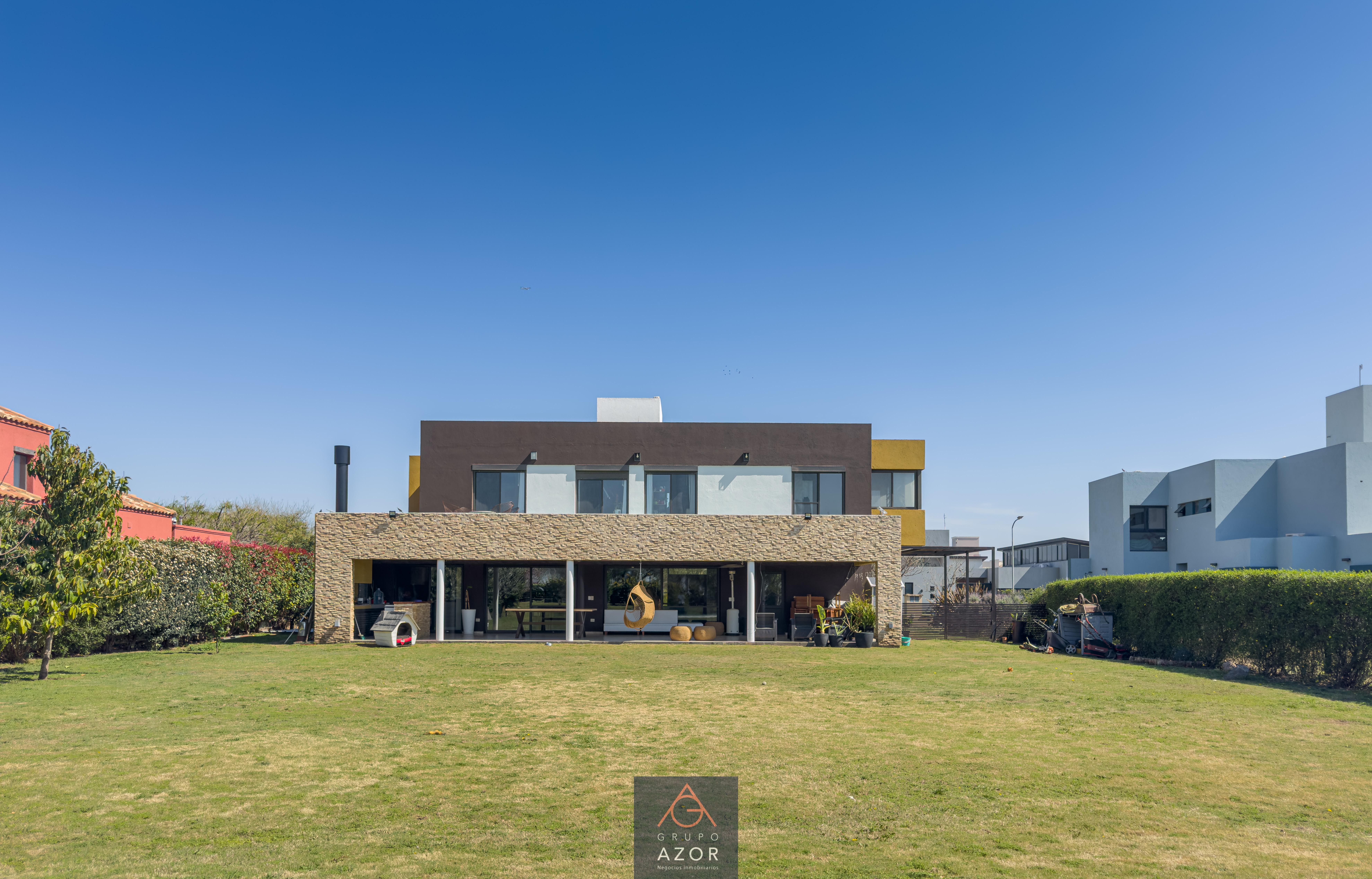 Siete Soles HEREDADES Casa CATEGORIA de 5 Dorm 2 Suites PB y PA- Piscina 425 mts2 Cub 1500 mts2 Terreno