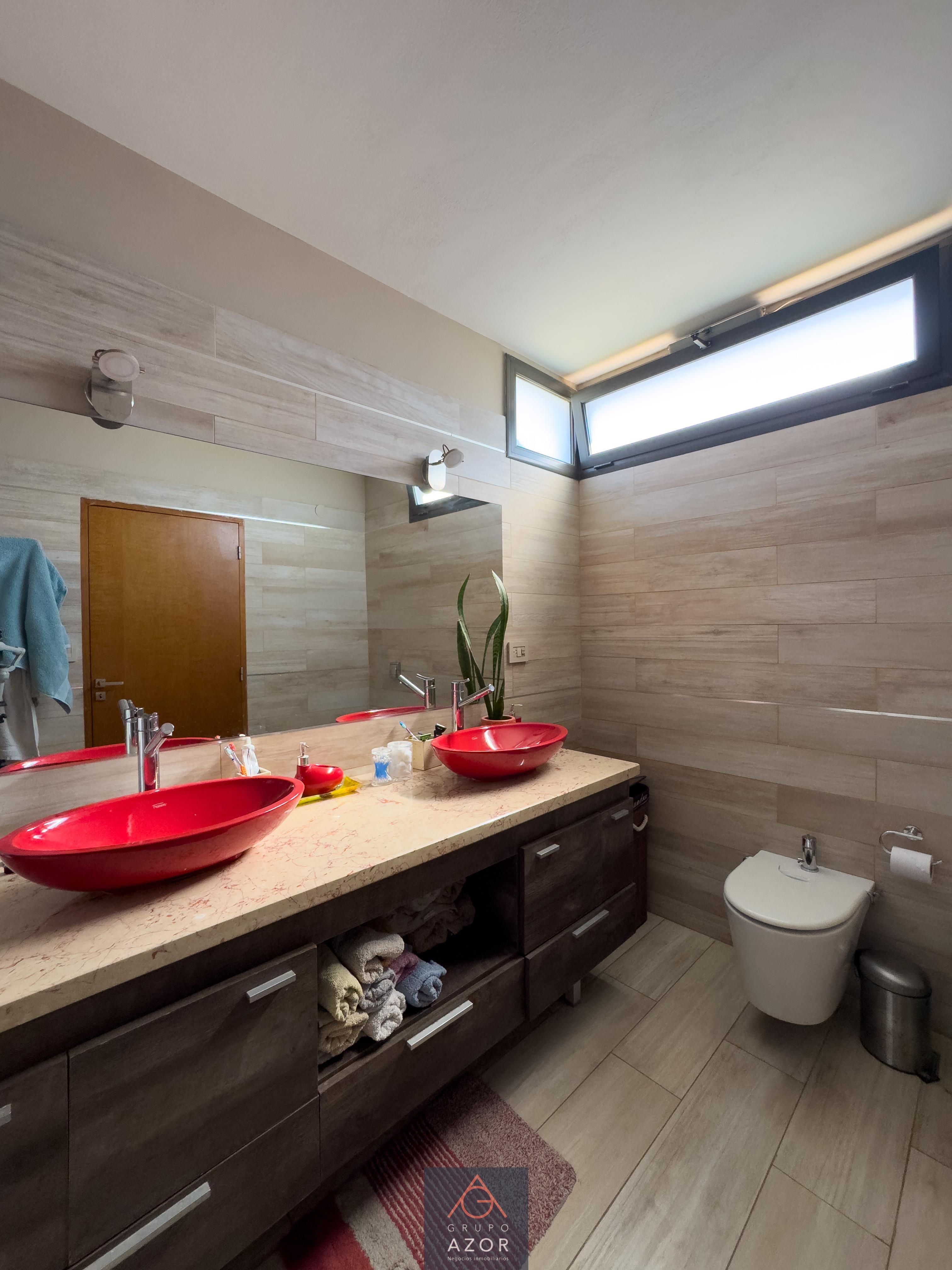 Siete Soles HEREDADES Casa CATEGORIA de 5 Dorm 2 Suites PB y PA- Piscina 425 mts2 Cub 1500 mts2 Terreno